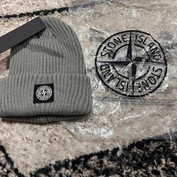 1 to 1 stone island beanie with tags and packaging and very good quality and fits all sizes.