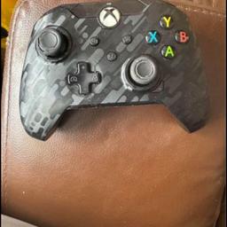 Xbox one wired controller

The controller is in good condition and fully functional with no problems

Doesn’t come with wire, sorry

Collection only Sparkhill b11, thank you