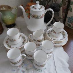 Royal standard coffee set 6 settings 21 peice londsdale/co collection only £45 ovno