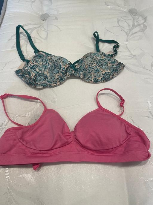 Buy & Sell Windsor and Maidenhead Old Windsor - Windsor and Maidenhead - Photos for M&S pink bra and primark bra 32a M&S