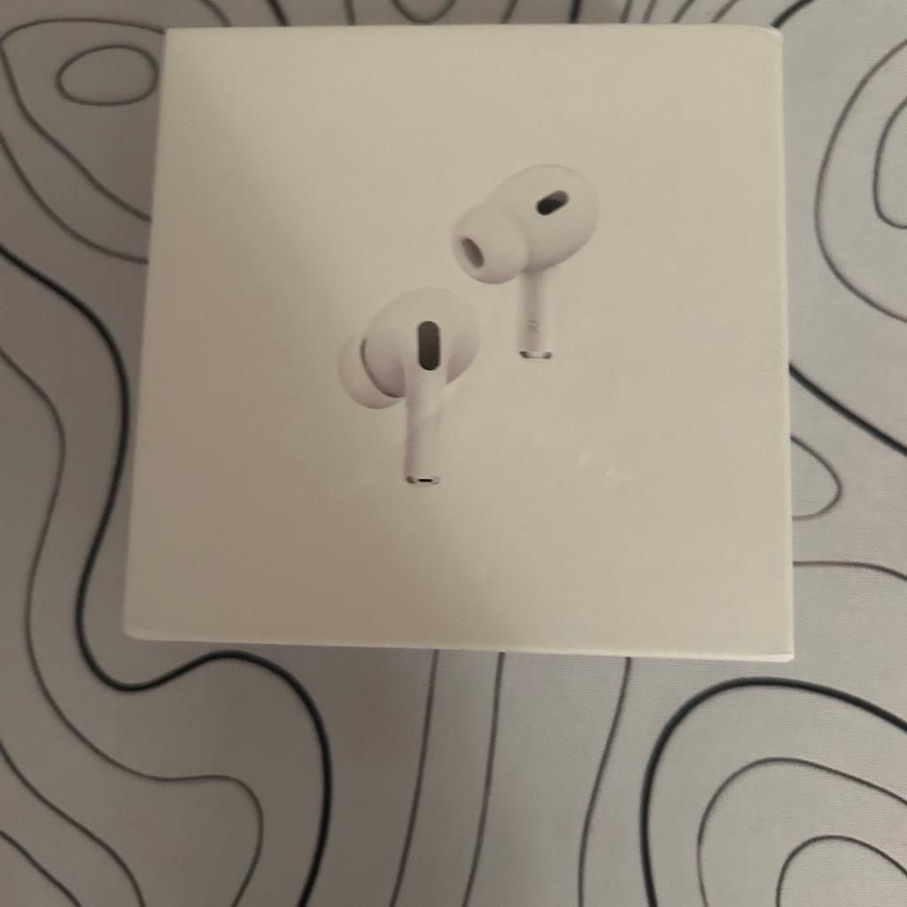 Open to offers
Airpod pro 2nd generation with white magsate charging case, box with lightning cord and eartips included, in perfect condition, got them as a present don't need as i already have some.

Condition- Perfect condition no fault