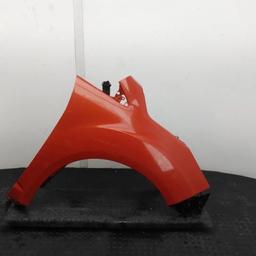 Genuine 2012 ford c max drivers side wing in mars red in excellent condition collection thornaby