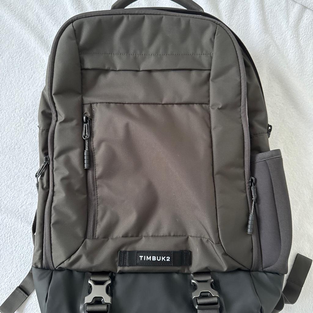 Brand new laptop backpack
Never used
Great considering RRP: £159

Selling it because it was gift.