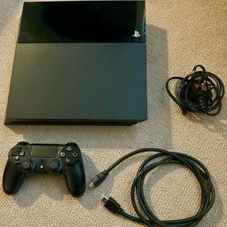 PlayStation 4 500Gb, good condition.
Erased and ready to play.

Comes with:
- 1 original dual shock controller,
- Power cable,
- HDMI cable.
- Free game included (FIFA 17)

Open to reasonable offers