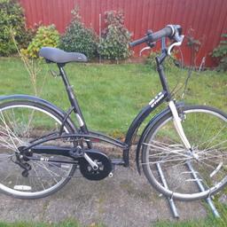 LADIES WOMES ADULTS B-TWIN ELOPS 300 700cc WHEEL 21 INCH FRAME 6 SPEED BIKE BICYCLE
BIKE IS READY TO RIDE ONLY COLLECTION
FEEL FREE TO ASK ANY QUESTIONS OR OFFERS
ITEM IS LOCATED PINKWELL LANE UB3 1PJ