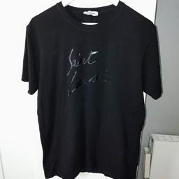 Lovely YSL t-shirt only worn a couple of times, pretty much in like new condition. Size large, mens.