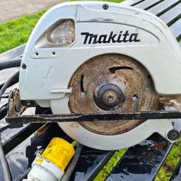 Makita 5704R 1200W Circular Saw.

190mm circular saw 110v tool.
Fully tested & revs comfortably.

Ideal for a builder, wrecker or DIY enthusiast, as robust. No blades.

Listed in other selling platforms too, so grab yourself a bargain.