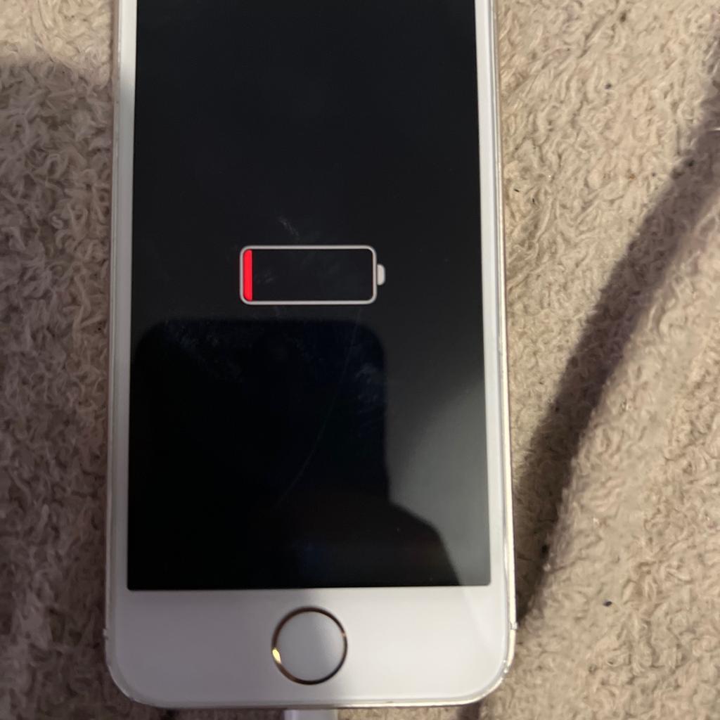 This listing is for an iPhone 5s 16GB Gold Unlocked to all networks the phone has been factory reset and has no iCloud the phone is fully functional and is on iOS 11.0.2 which is jailbreakable software as most iPhone 5s phones are on latest iOS 12.4.2 phone is functional without issues collection only may accept offers