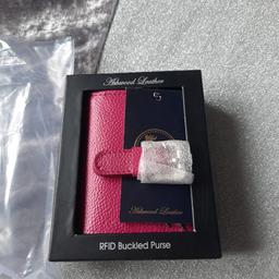 brand new boxed Astwood leather purse 
Fuchsia colour not as pictured
all leather unwanted gift.
New £35