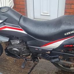 keeway tx 125cc fitted with a 150cc head, registered as a 125cc, new chain, carb,foot rests,coil,black widow exhaust that cost 400 new ,runs as it should, 8 months mot,full log book in my name,any questions please ask, any viewing welcome, can deliver local if needed, £975 ono I also have parts available for tx 125cc please see my other ads