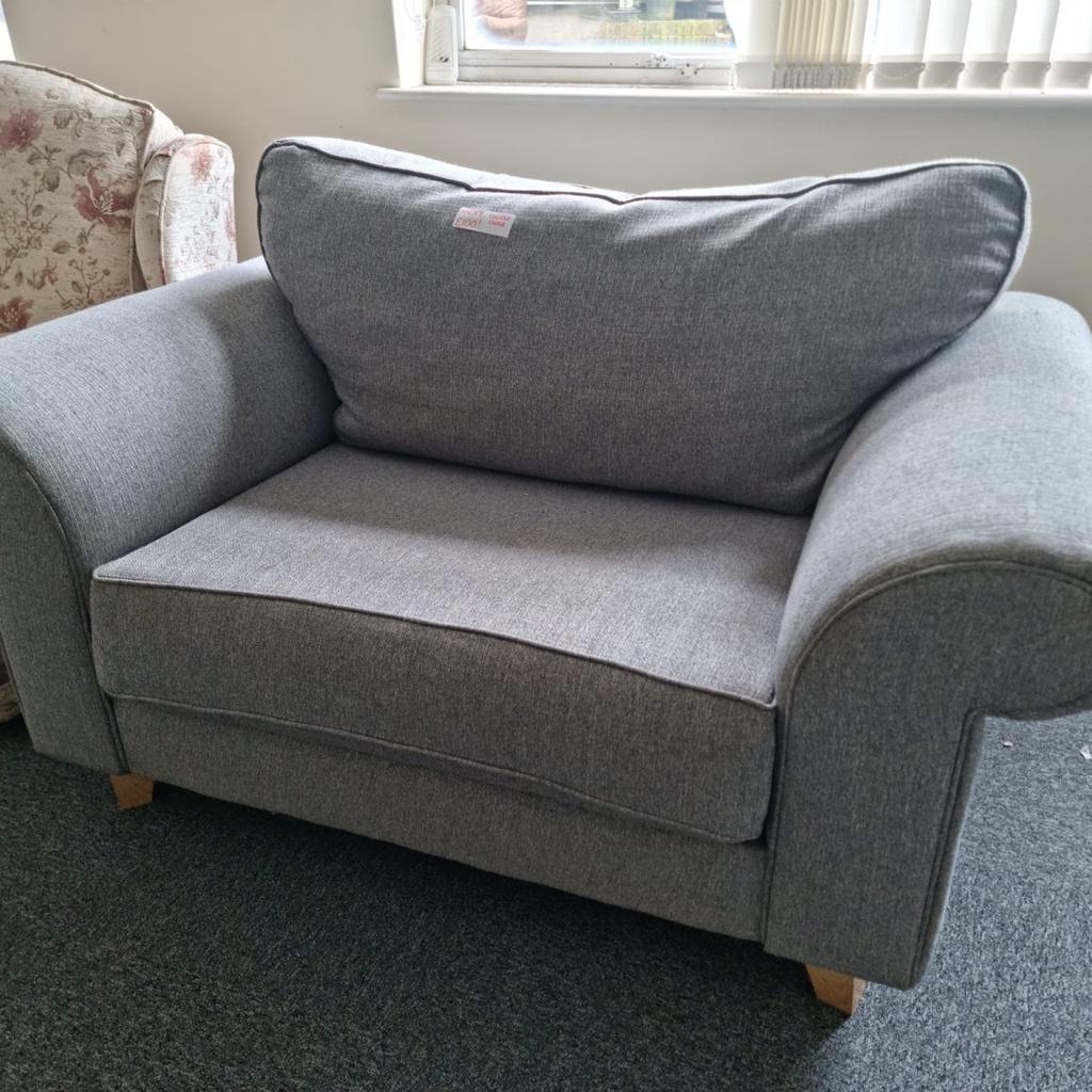 Please message to place an order

85x90x145 height, depth and length cm

We offer 2 man delivery and assembly

Please follow our page for everything new in stock

Our showroom hours
Mon-Thu 10-7
Friday - Sun 10-4
Discount sofas, Qualtronyc Business Park, High Street
Dy4 9hg
01216301165
discountsofaswestmidlands.co.uk