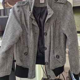 Ladies jacket. Size 18. Evie. 
Black and white/Grey.
Very good condition. 
Collection WV10 0.