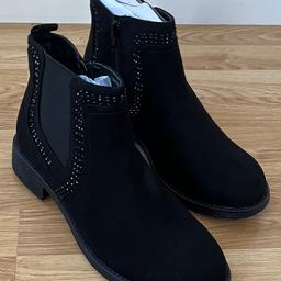 - Brand new, never worn.
- Shoe sizes: Ladies Size 5 and Size 6.
- Light weight Lilley Chelsea boots.

Includes zip-up fastening to the inner side for quick and easy fitting, as well as an elasticated gusset to the exterior.

- Beautiful diamante detail.
- Faux suede upper.
- Block heel.
- The shoes will be bagged but not in original box.

Colour: Black