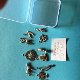 12 silver tone game of thrones type charms
Collection only from Cheslyn Hay Ws6