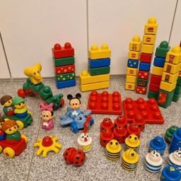 Ich verkaufe ein Set von Lego Duplo Primo mit allen möglichen Teilen. Es wurde nur einmal mit gespielt und ist noch fast neu.