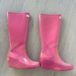 Pink Wedge Wellies as seen on Dragons Den.

Small crack above the Heel so may not be water tight. Still fun item to go out
