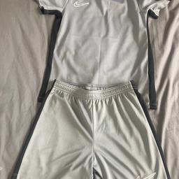 Boys Nike Dri-Fit shorts and t shirt set in grey and black, excellent condition, size stated medium boys 137-147cm, roughly age 10/12, collection only.