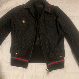 Gucci Jacket - Genuine

Opened without Box

Without tags
