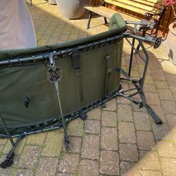Large 8 leg carp fishing bed chair 2000x800x400
Adjustable heightlegs with mud feet folds up with holding straps , are scuffs on one side but still very usable