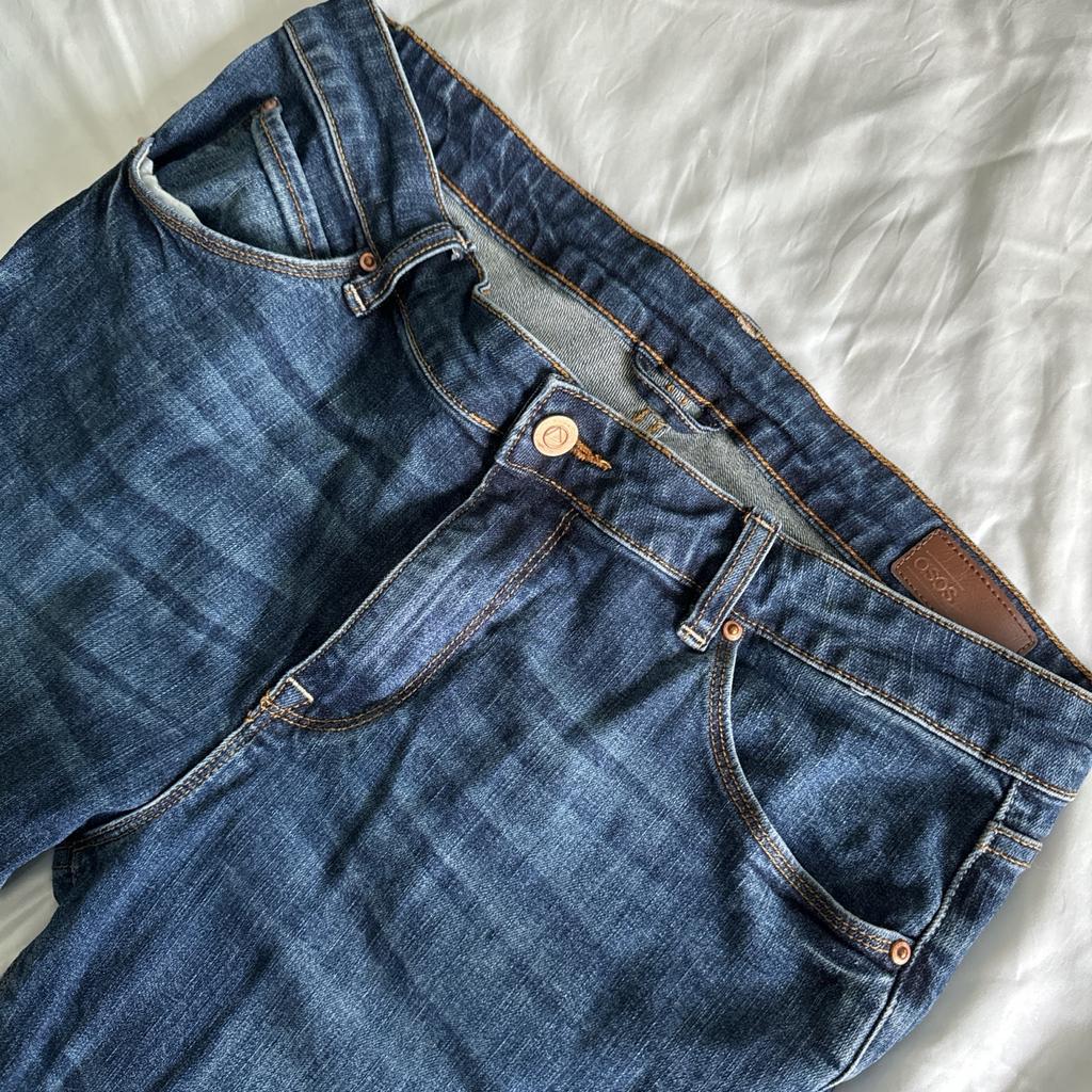 Men’s Asos dark blue skinny jeans waist 34 86cm in excellent condition