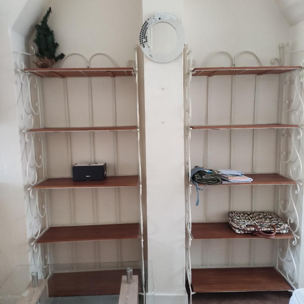 Beautiful wooden vintage shelves in very good condition