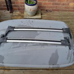 Roof rack bars and box for Ford Ecosport - the clip on the box just need to be clicked back in place. The bars alone cost £140.

Box and bars £90. Collection from Coleshill near Birmingham