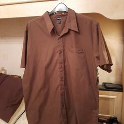 BNWOT Oakley shirt size 2XL