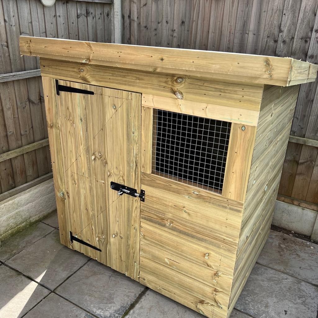 Contact details
07827 915 499

4x3 dog kennel & run
Full pressure treated (tanalised)
Loglap t&g 19mm
Floor is 1 inch think
3x2 framing all round
Door can be made on the left or the right, please let us know when ordering
Free delivery any where with in the West Midlands but will delivery anywhere else at a reasonable fee