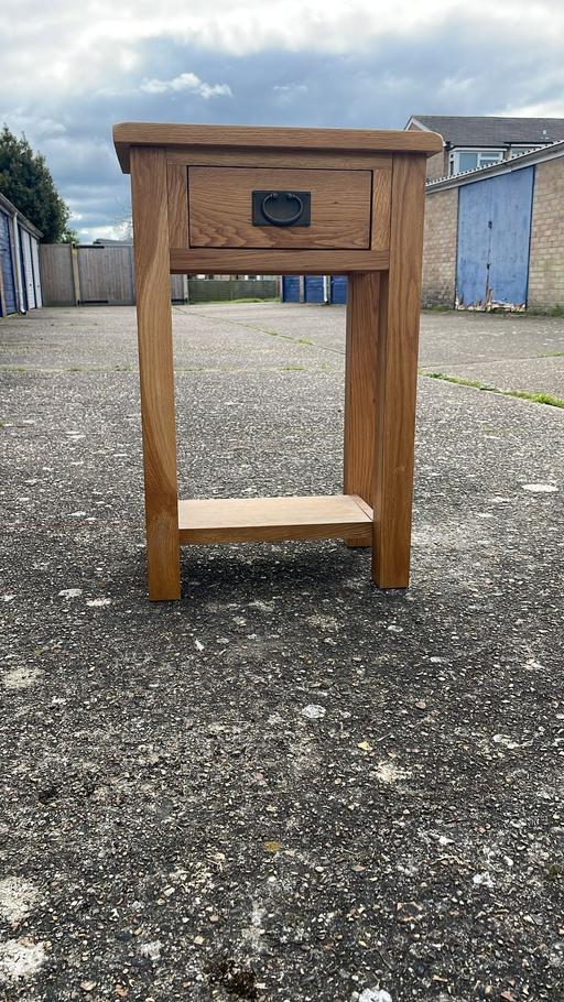 Buy & Sell Essex Uttlesford - Photos for solid oak bedside table excellent condition