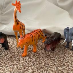 5 small animal figures - £2 for all

Collection only, no posting