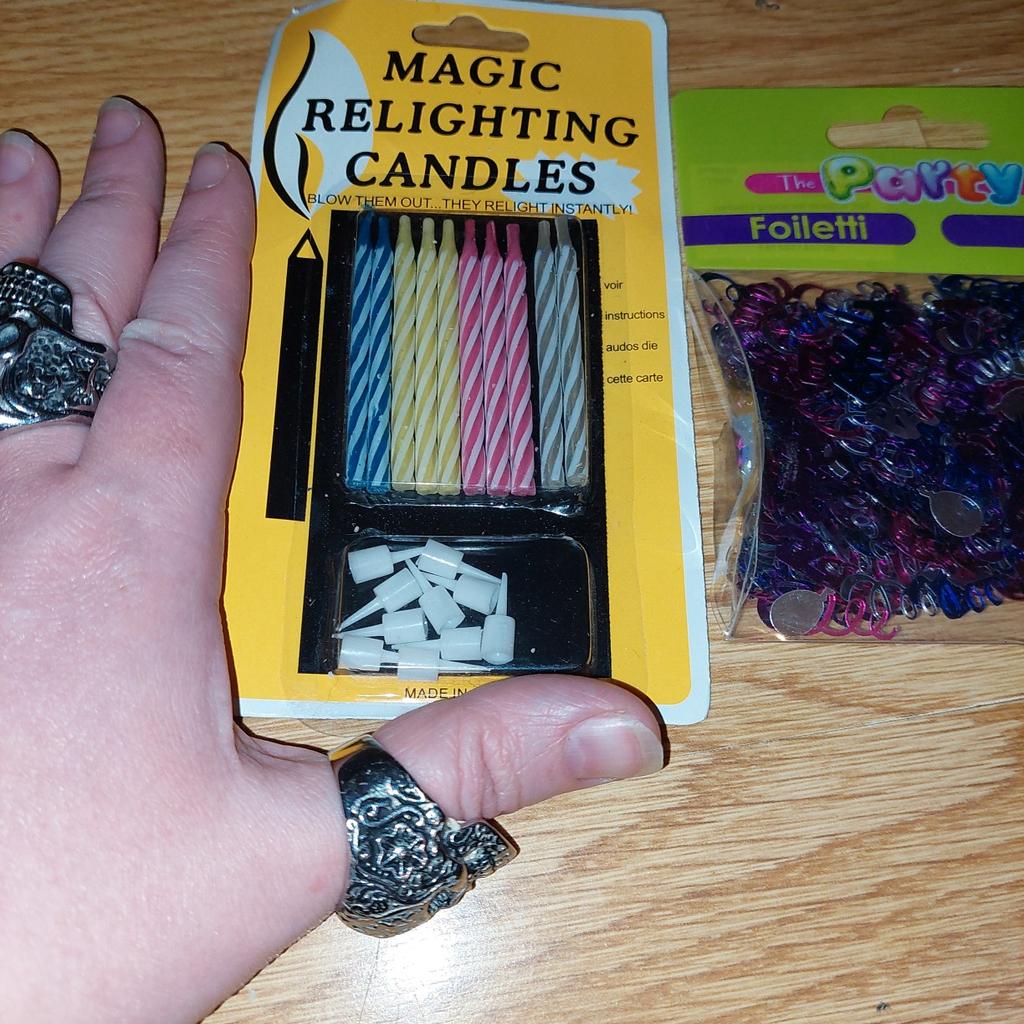 new x 2 items party foiletti and relighting candles magic