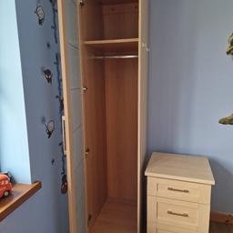 Single wardrobe and small bedside chest of drawers. Hardly used, excellent condition in light wood with glass door.
Smoke and pet free home.
Wardrobe measures 210cm height x 45cm width x 62cn depth (approx)
Drawers measure 71cm height x 48cm width x 48cm depth. Nice deep drawers.