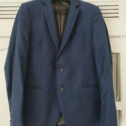 Blazer Pancaldi&B
Elegante Blazer Blu Navy Pancaldi&B Reda
Usato
Tessuto: Merinos Extra Fine
Fodera: Viscosa
Taglia 50