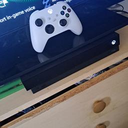 xbox one x 1tb has series s controller and 2 games and venom charging Dock collection shepshed or can deliver local