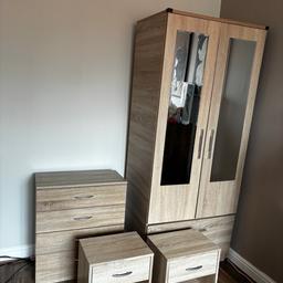 Beautiful Bedroom Set 

Single Wardrobe with two mirrored doors and two drawers measurements below 

H - 183cm
W - 76cm
D - 50cm 

Chest of Drawers 

H - 70cm 
W - 60cm
D - 30cm 

2 x Bedside Tables 

H - 40cm
W - 39cm
D - 28cm 

Please note not selling separately and collection only the wardrobe will require 2 men to carry downstairs