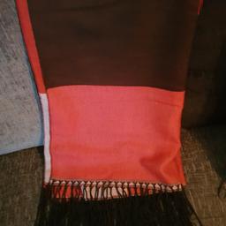 New ladies poncho from DairyLook.

Red and black

From a smoke and pet free home
Collection only from Wolverhampton