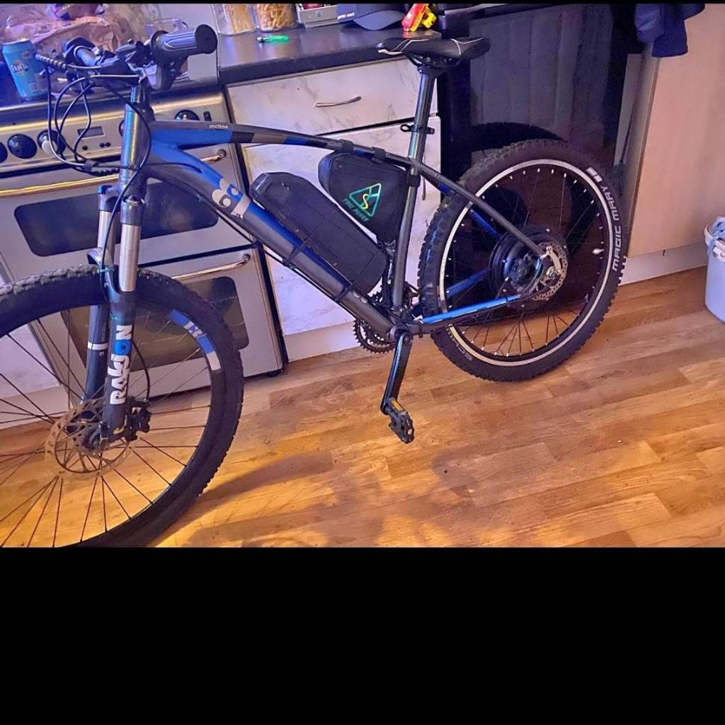 e bike the motor and Rev handle and screen are all brand new only done 11 miles the battery will need replacing or fixing as it's faulty it won't fully charge going cheap
