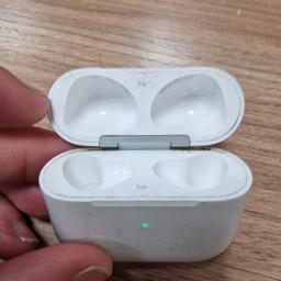 Apple Airpods 1st Generation A1602 Charging Case Only

fully working

but remember this is just the charging case no earbuds inside

£20 cash no offers in price