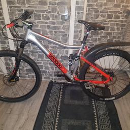 For sale
Voodoo canzo full suspension
27.5inch wheels
19inch frame
27 speed gears
Hydraulic disk brakes
Remote lockout forks
Very good condition
1st to view will buy it 100%
Buyer won't be disappointed at all
1st £320
Can deliver for fuel costs
Pick up thorntree Middlesbrough
