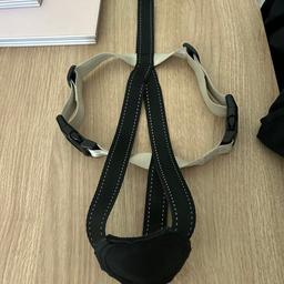 Dog harness size M not worn to big for my dog