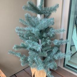 Artificial tree from IKEA. Great as a Christmas tree / outdoor plant during the year. 
Height 43 inches (109cm). 
Collection and cash only (N1).