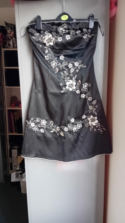 Buy & Sell East London Stepney - East London - Photos for black strapless size 12 dress