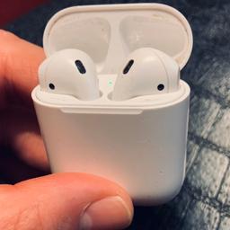 Apple AirPods with Charging Case (2nd Generation)

Good working condition