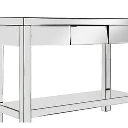 Mirrored Glass Console Table With Drawers RRP £349

Brand New

Monte Carlo 1 Drawer Mirrored Console Table

Dimensions: Height 76, Width 100, Depth 40 cmAvailable separately in the Monte Carlo

Box has been opened to make sure everything there thanks you