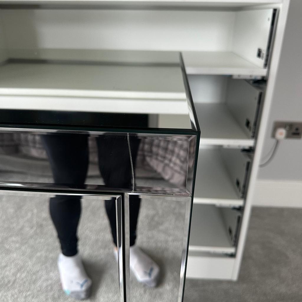 Large mirrored 6 draw chest with crystal handles
There’s a slight crack in the top right hand side. It’s hardly noticeable though as it’s a straight line.

145cm wide
57cm deep
51cm high