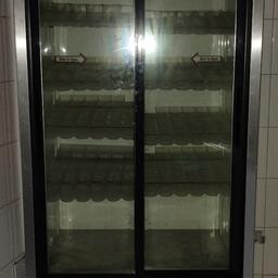 catering drinks fridge in good working condition urgent sale, welcome offer.