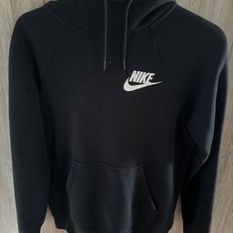 Schöne Nike Pullover