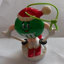 vintage M&M Christmas ski sweet toy
in great condition see images for details. combined post available.