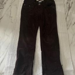 Gap boys skinny stretch pants 5years and in very good condition.