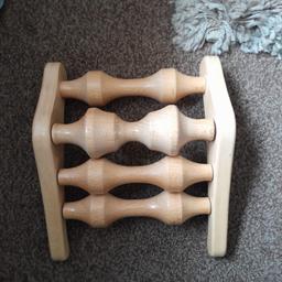 This is solid wood and has the 4 rollers, which are brilliant to massage your feet when you have plantar fasciitis or neck issues. For your affected foot, simply roll it across the bars, or for the neck hold the bar and roll it up and down ur neck. This really helps. £5 Like new condition .
Collection from Halesowen B63
Please don't ask me to hold as too many no-shows